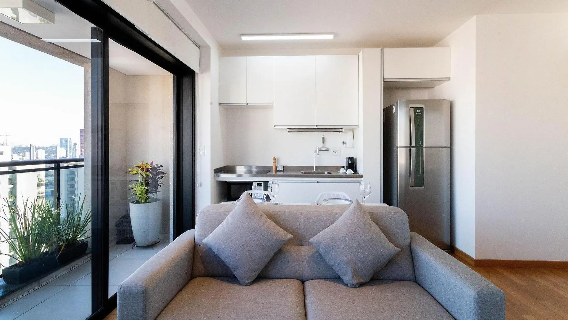 Condominio Na Vila Madalena Com Lazer E Garagem Sao Paulo Apartment