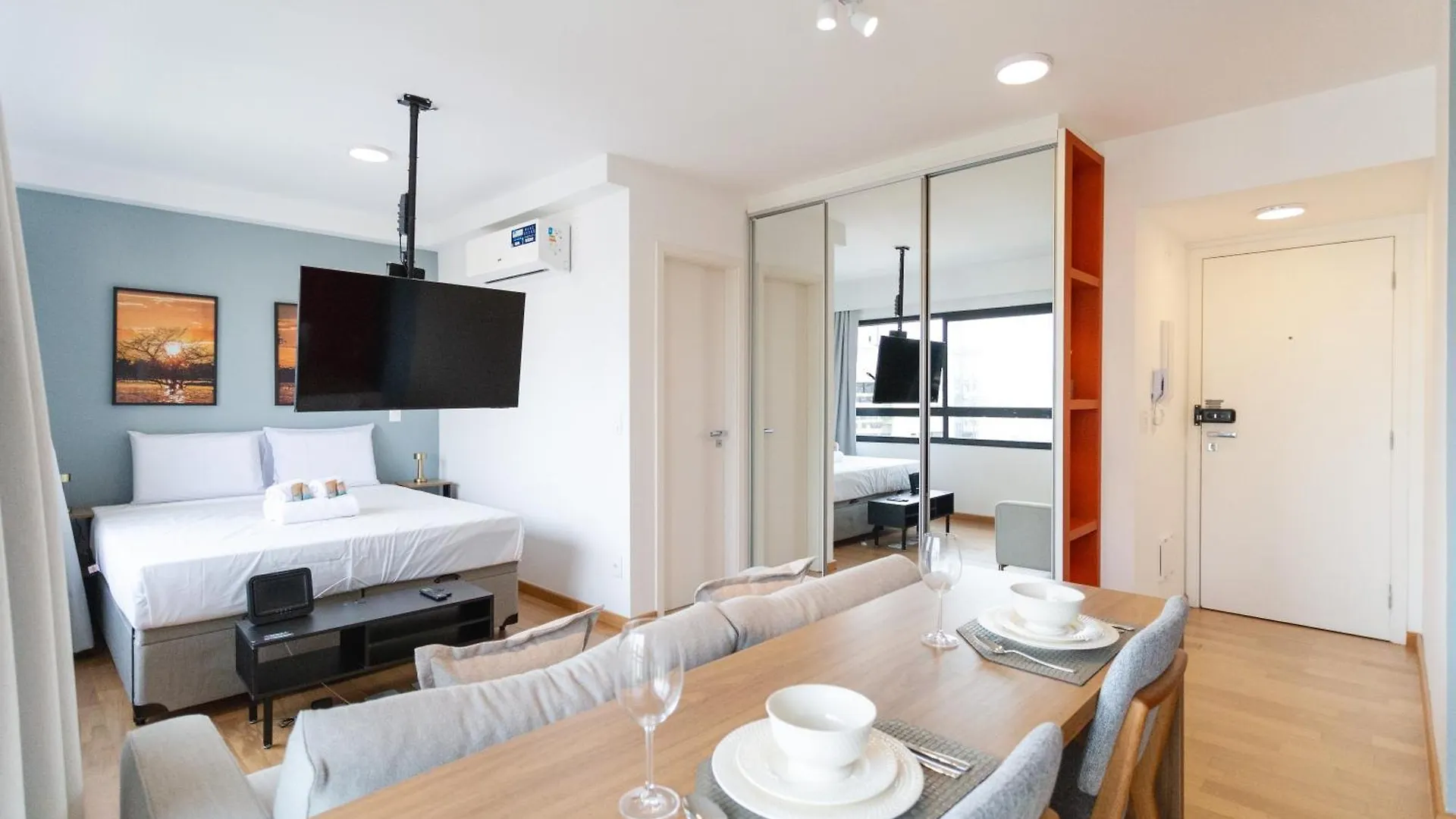 Condominio Na Vila Madalena Com Lazer E Garagem Sao Paulo Brazil